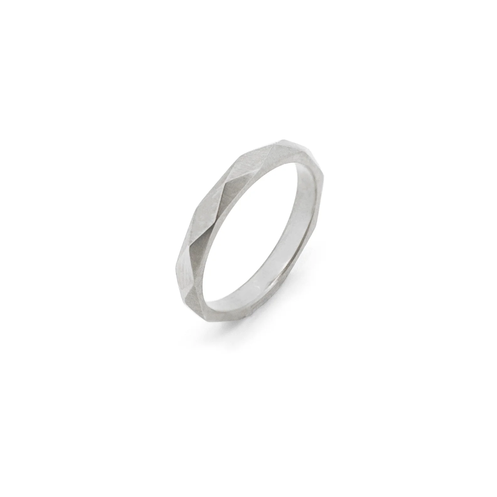 Facet-Wedding-Band-2-WG.jpg