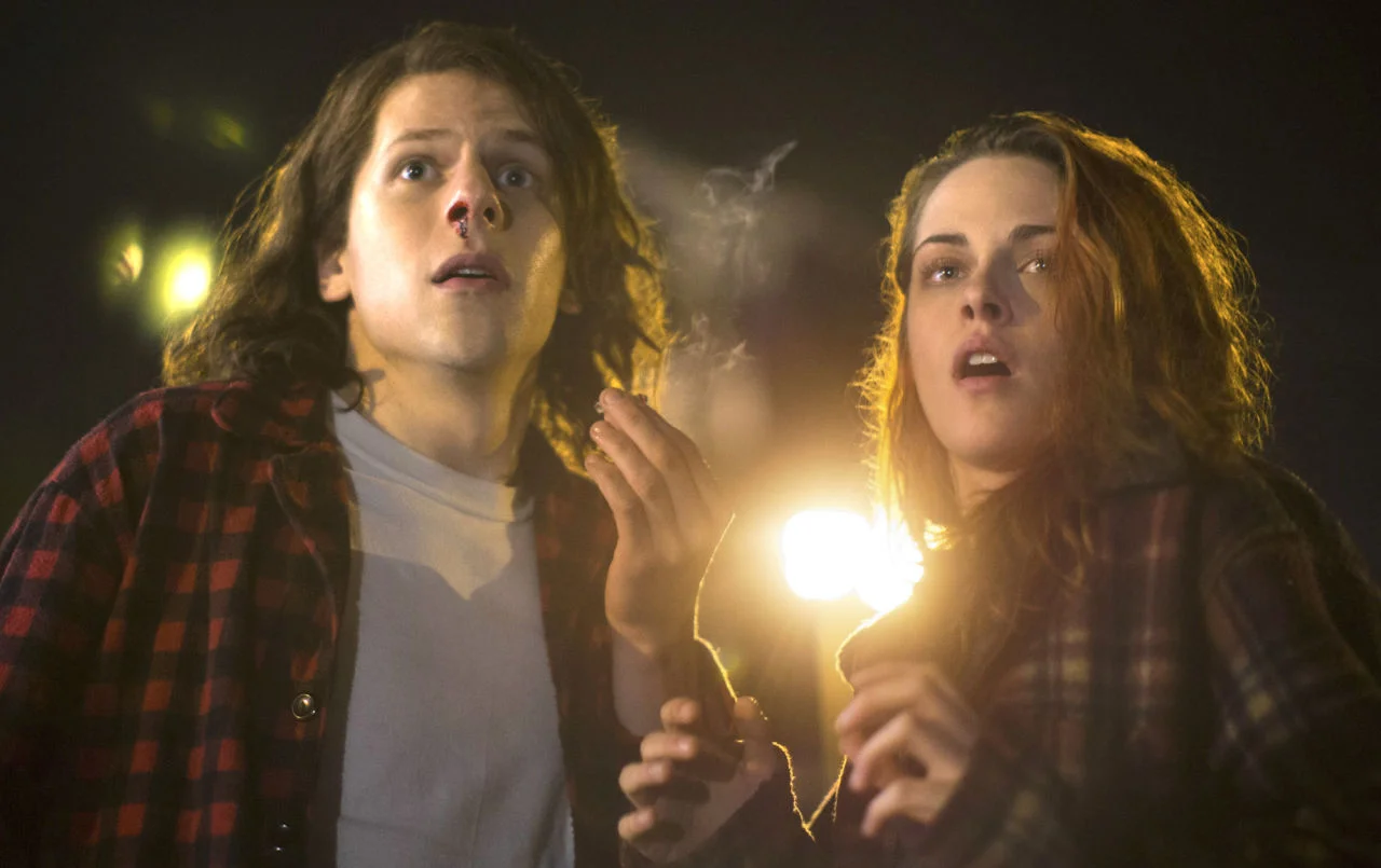 FILM REVIEW: 'AMERICAN ULTRA' Kicks Ass with Obscure Humour and Graphic Violence