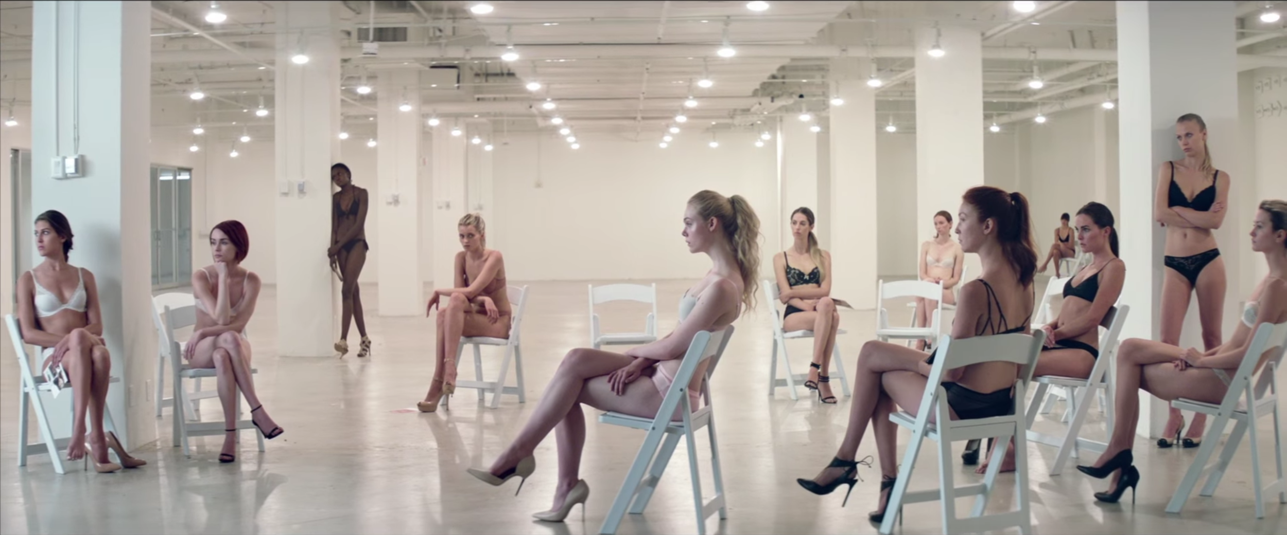 Watch: Elle Fanning is Beauty, Grace and Possibly a Murderer in ‘THE NEON DEMON’ Trailer