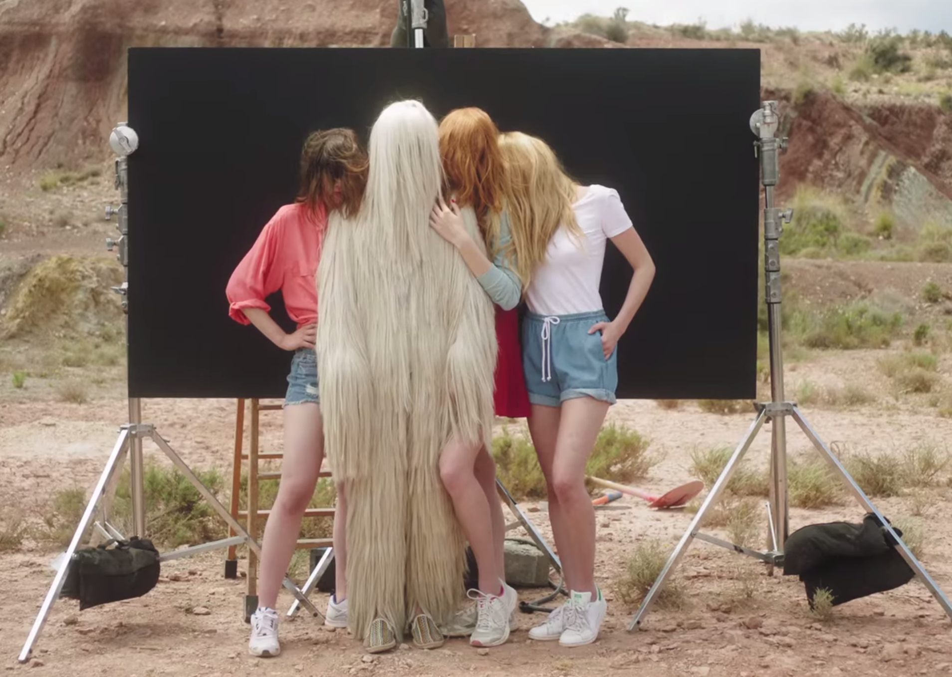 WATCH: MARTIN SOLVEIG AND TKAY MAIDZA MAKE YOU MISS SUMMER IN 'DO IT RIGHT' MUSIC VIDEO