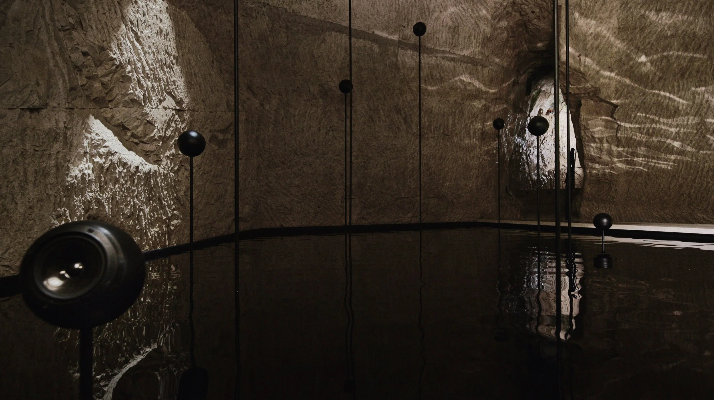 JULIAN CHARRIERE 8.jpg