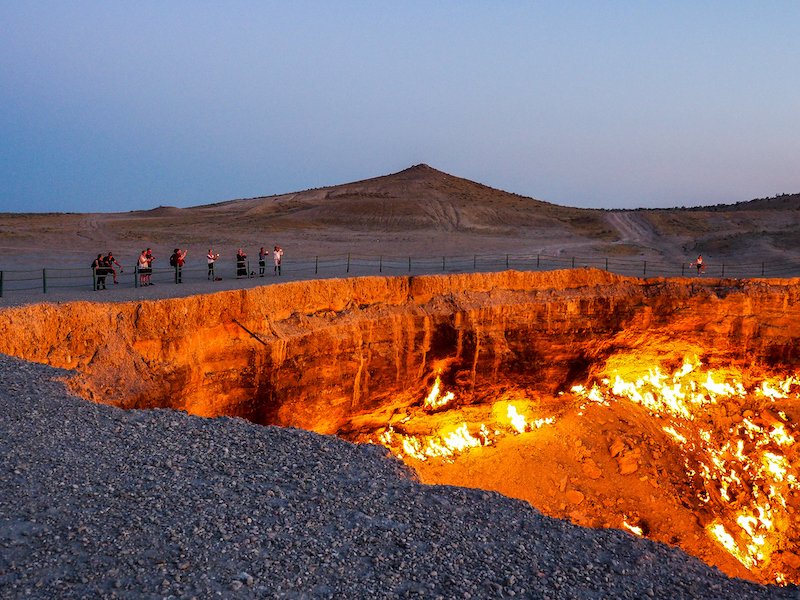 Darvaza gas crater, Turkmenistan.jpg