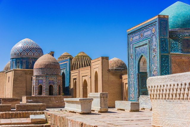 Shah-i-Zinda, a necropolis in Samarkand, Uzbekistan.jpg