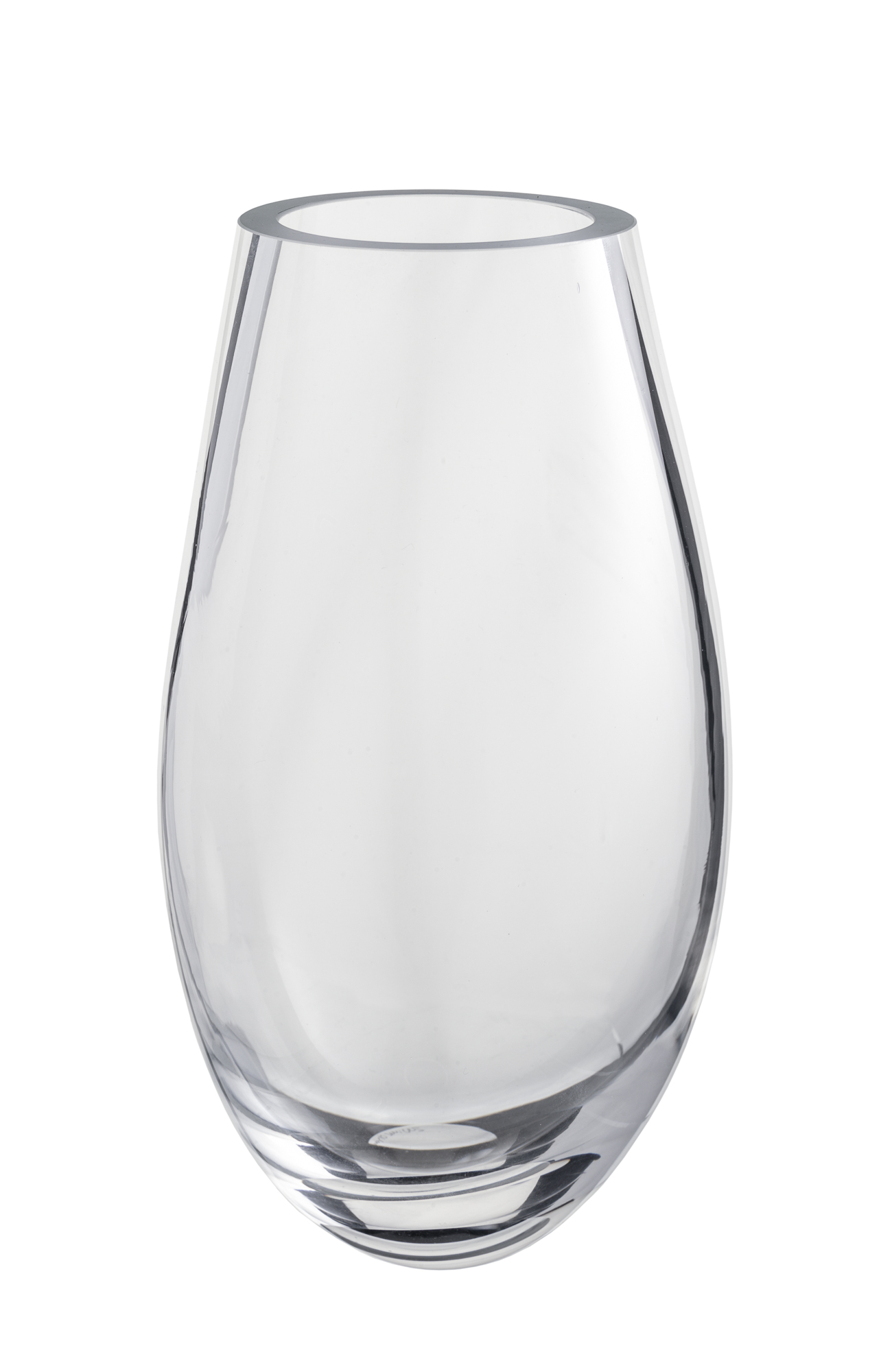Large silk vase, made of clear mouthblown glass. H: 23 cm Ø: 12 cm. Retail prize: 1.250 DKK.
