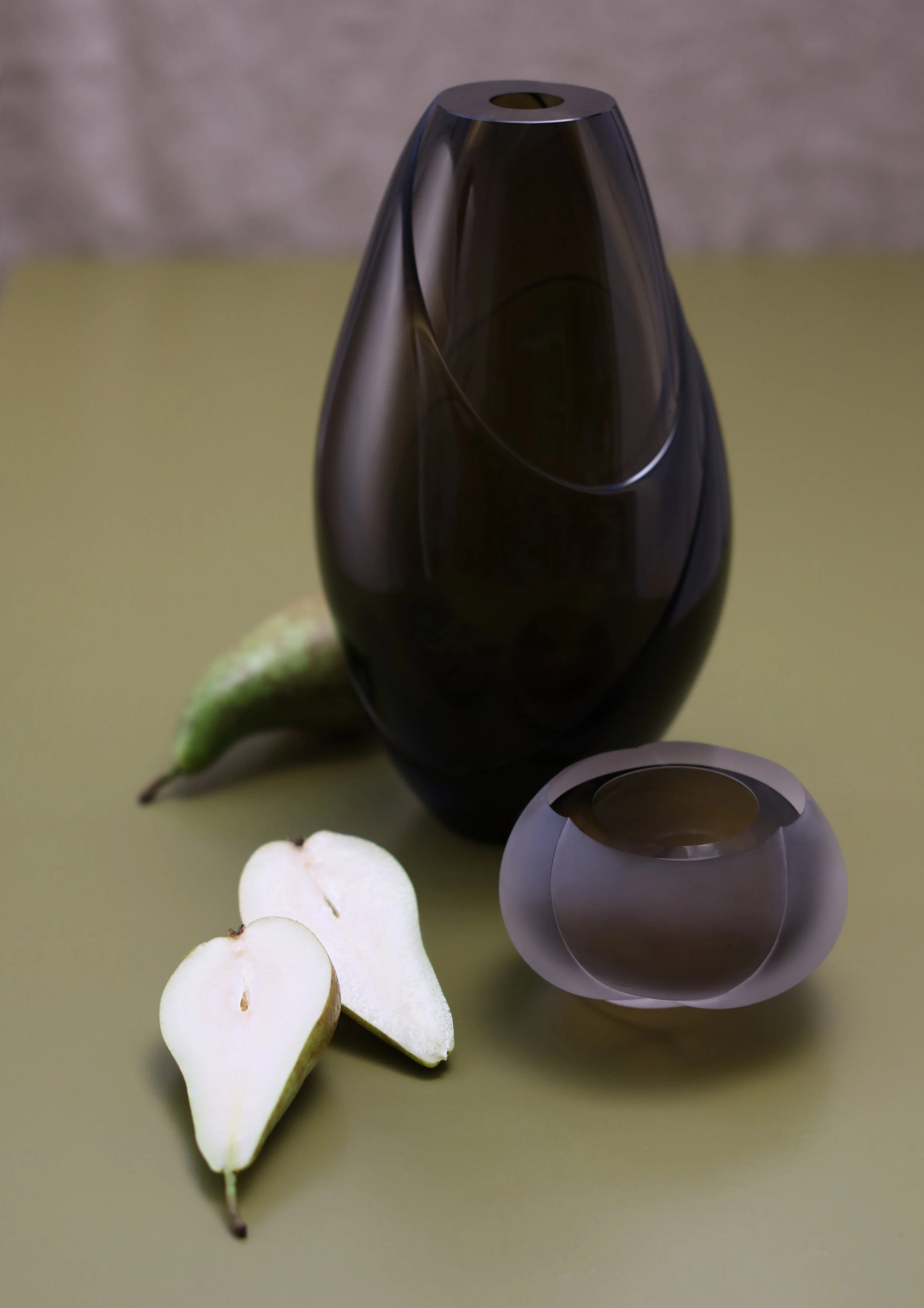 Drop vase and votive