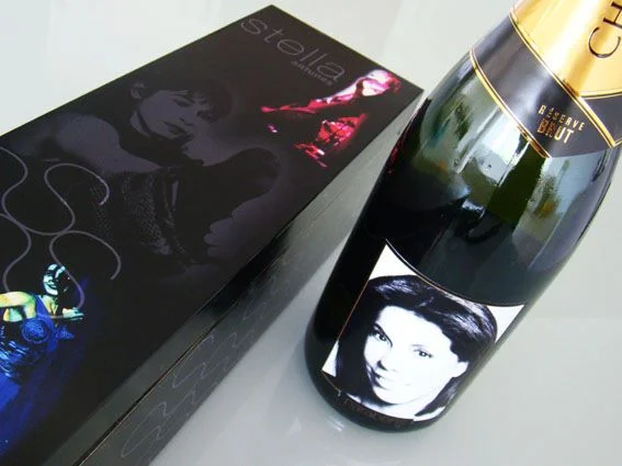 containerGARRAFAchampagne2.jpg