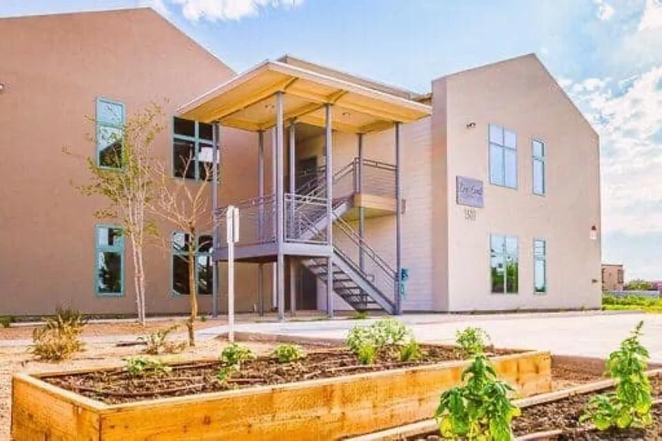 (LEASED) 1511 Don Camilo Blvd., Unit 6