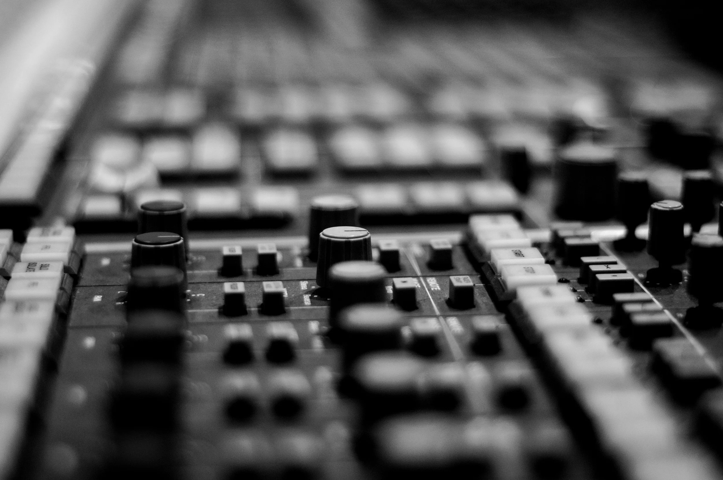 grammy nominated Mixing Engineer Frank Socorro Producer South Florida Miami Vanquish Studios