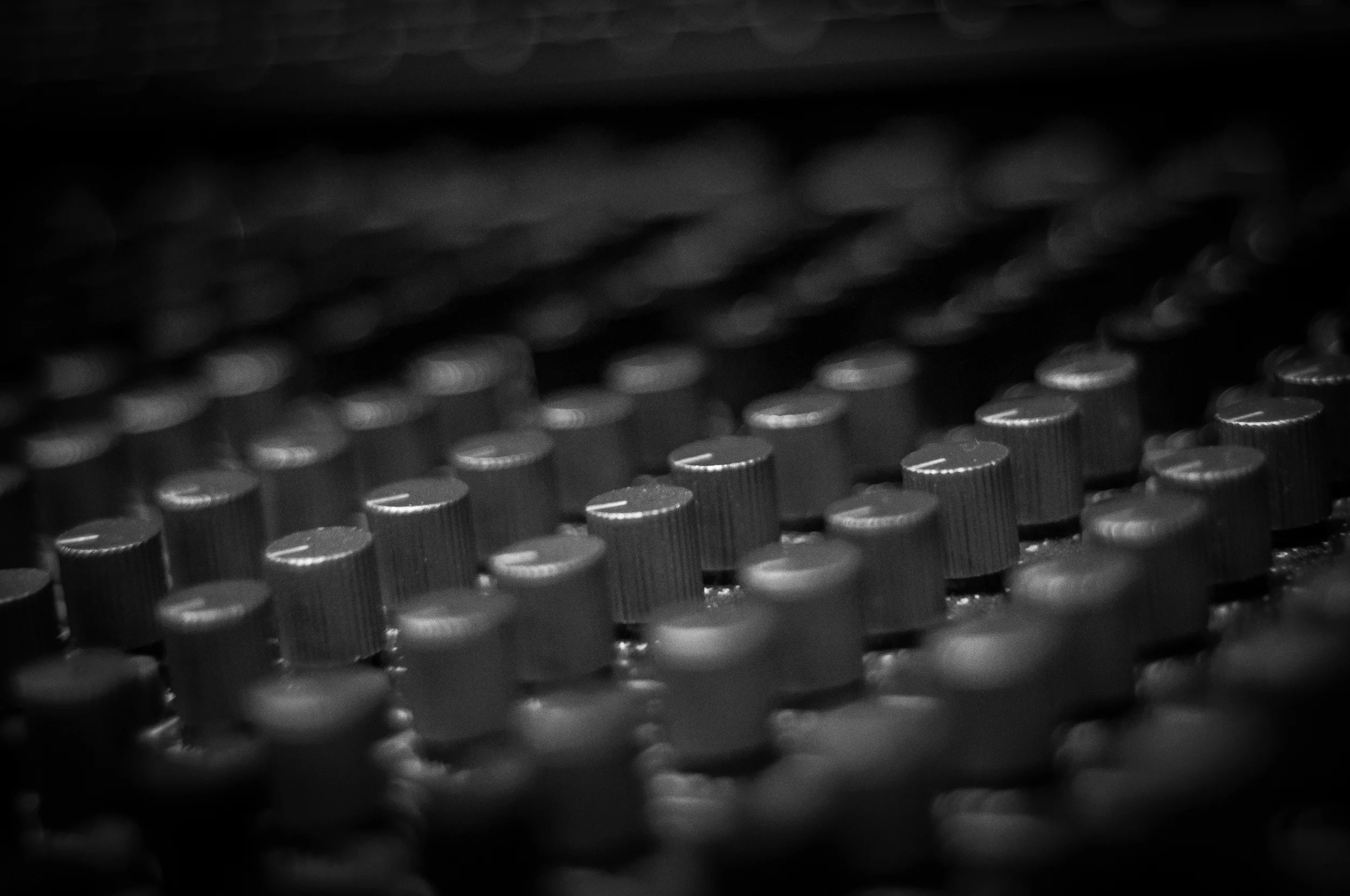 grammy nominated Mixing Engineer Frank Socorro Producer South Florida Miami Vanquish Studios