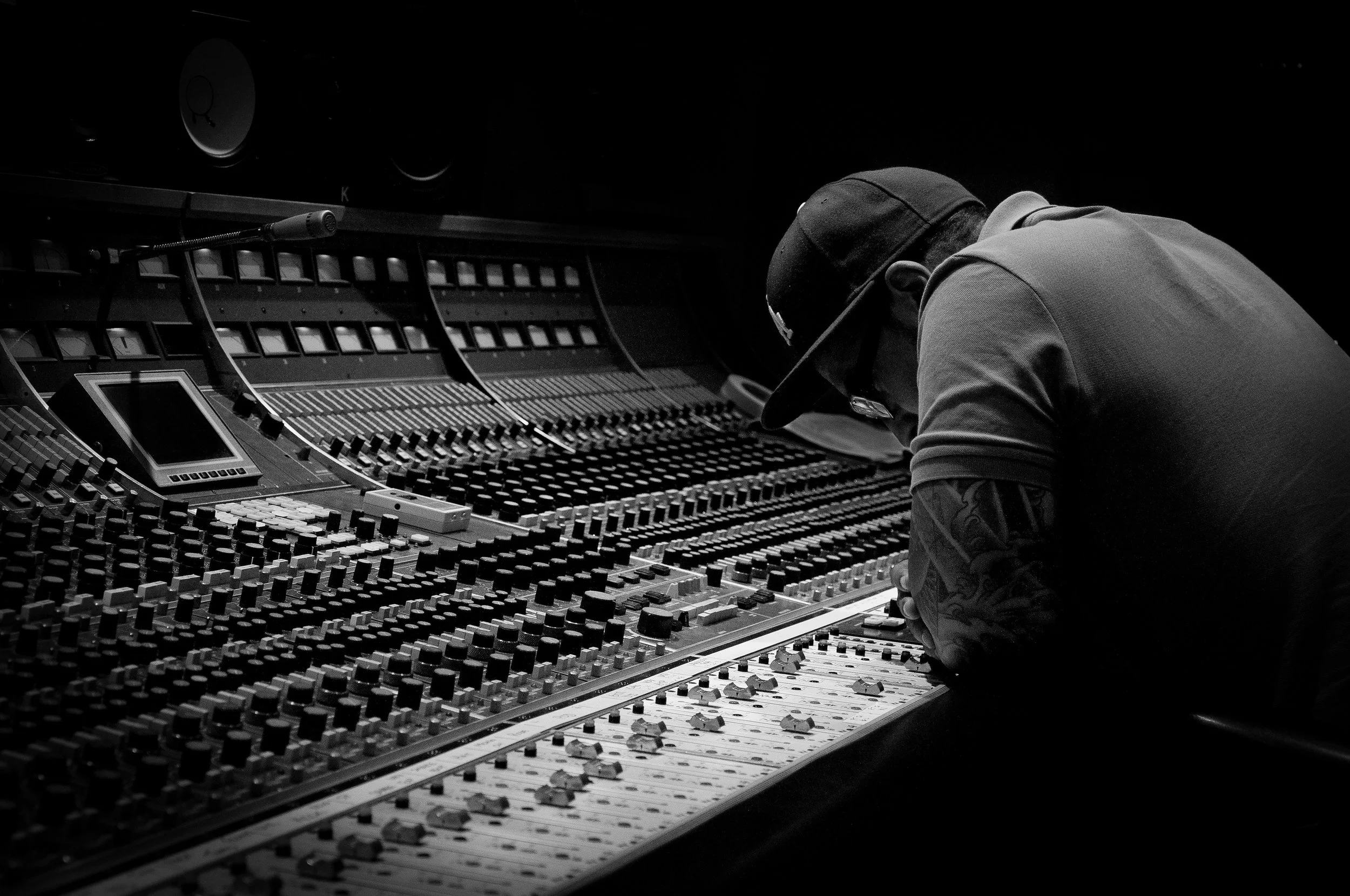 grammy nominated Mixing Engineer Frank Socorro Producer South Florida Miami Vanquish Studios
