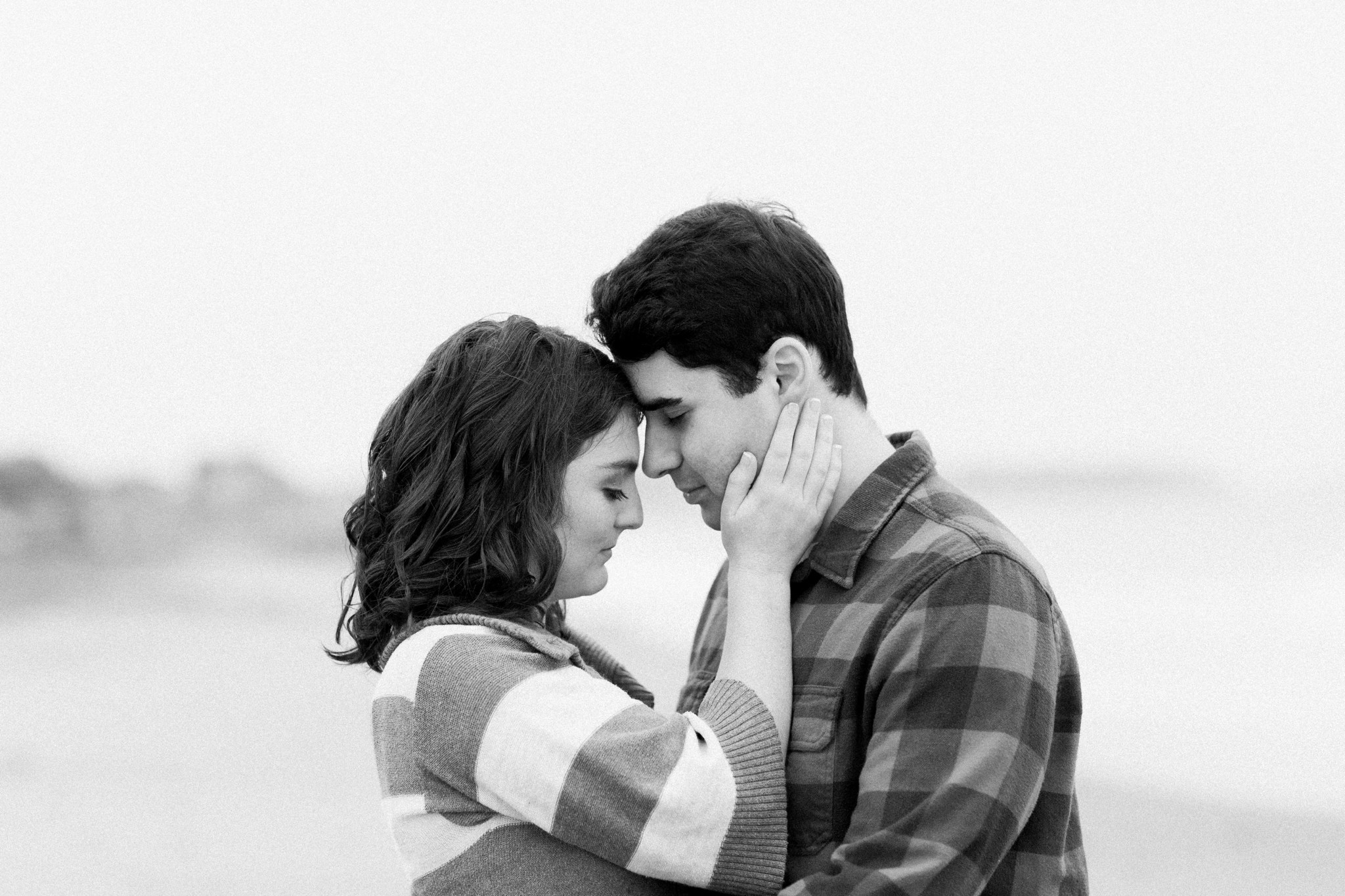 swampscott_beach_engagement_session_photos_00010.JPG