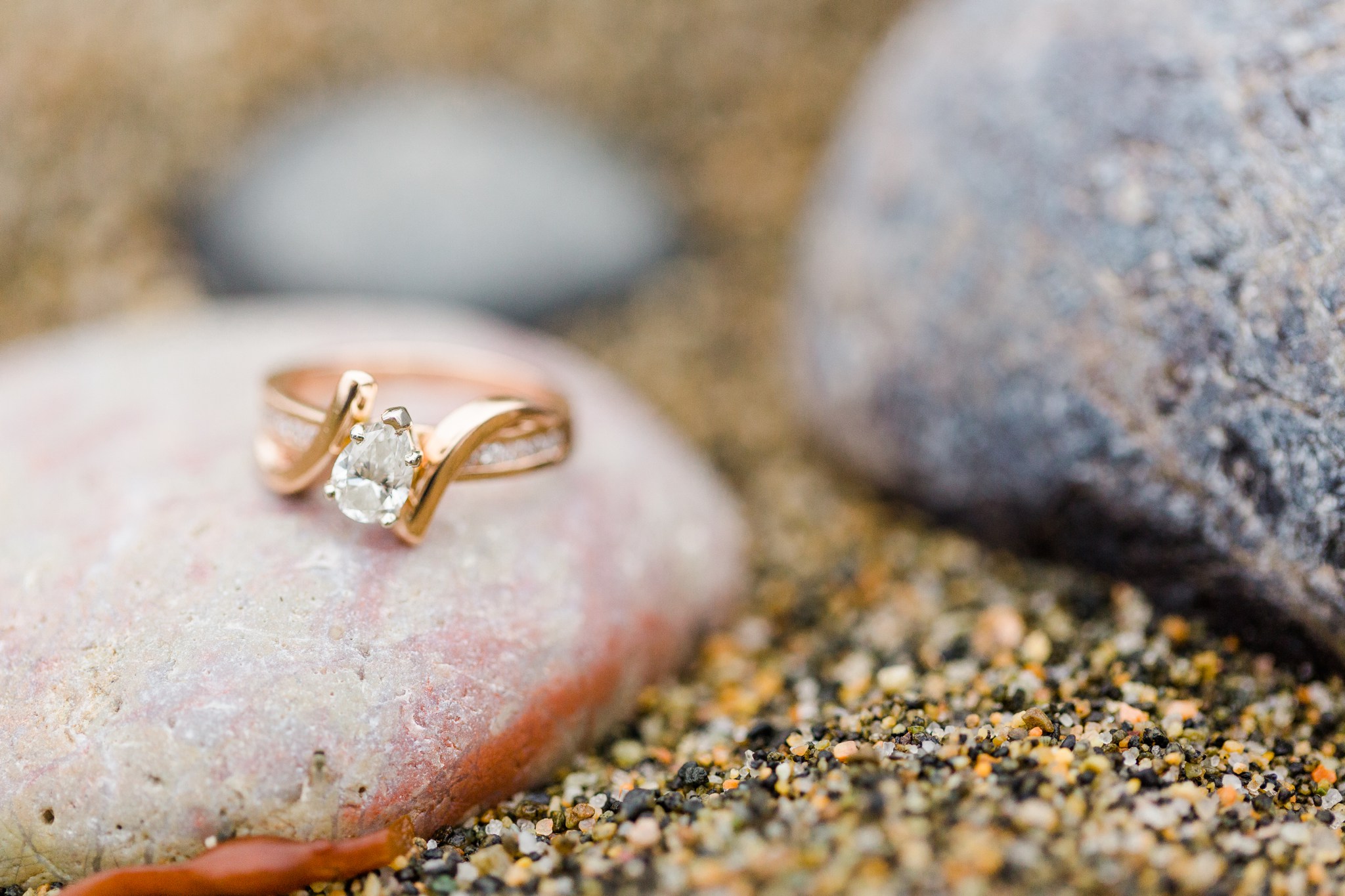 swampscott_beach_engagement_session_photos_00012.JPG