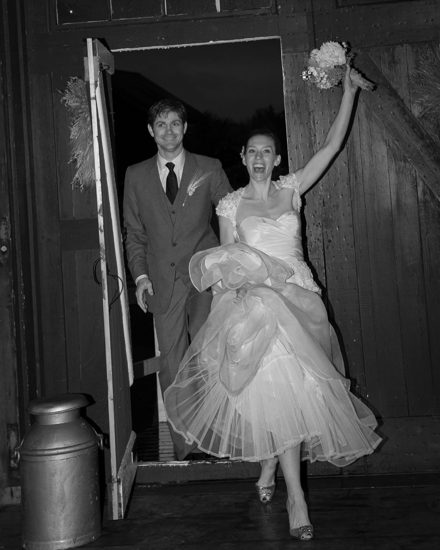 Fall will always remind me of Ben and Kristen&rsquo;s autumnal celebration in the heart of Vermont. The crisp fall day with its golden hues of foliage actually turned into one of the rainiest weddings I&rsquo;ve had in my 15 year career. 

As I was p