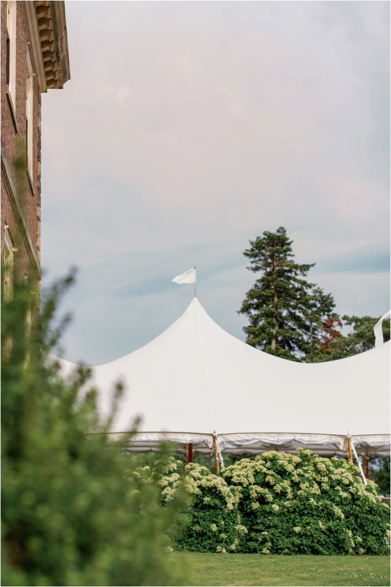 Luxury Spring Wedding Crane Estate