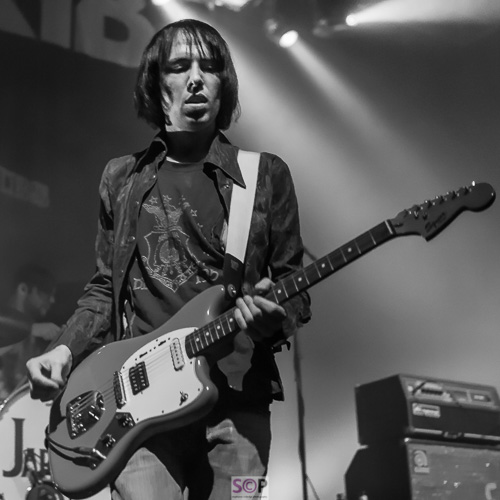 ryan jarman of the cribs on stage