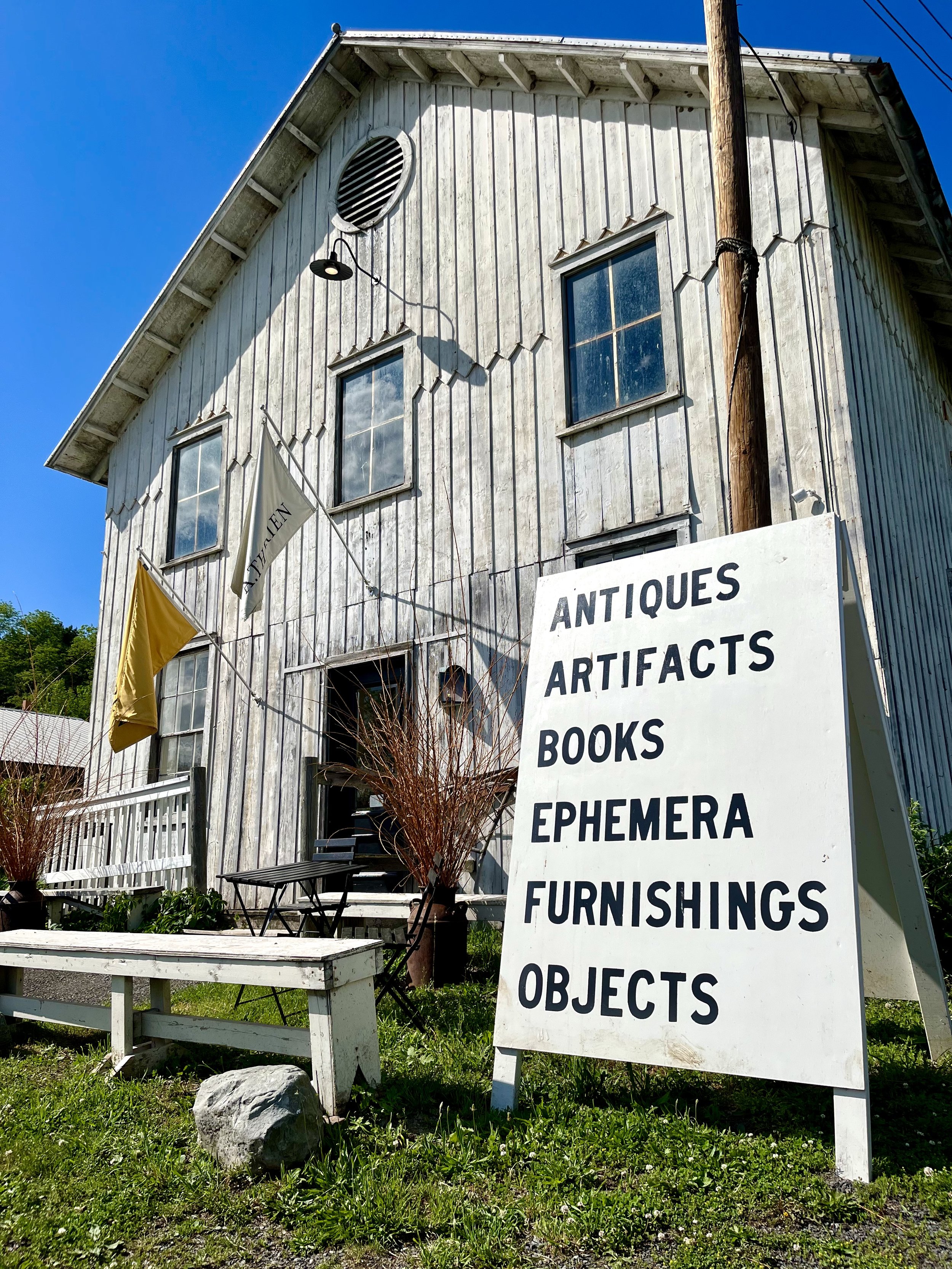 A.Therien: An Antique Gallery in Cairo