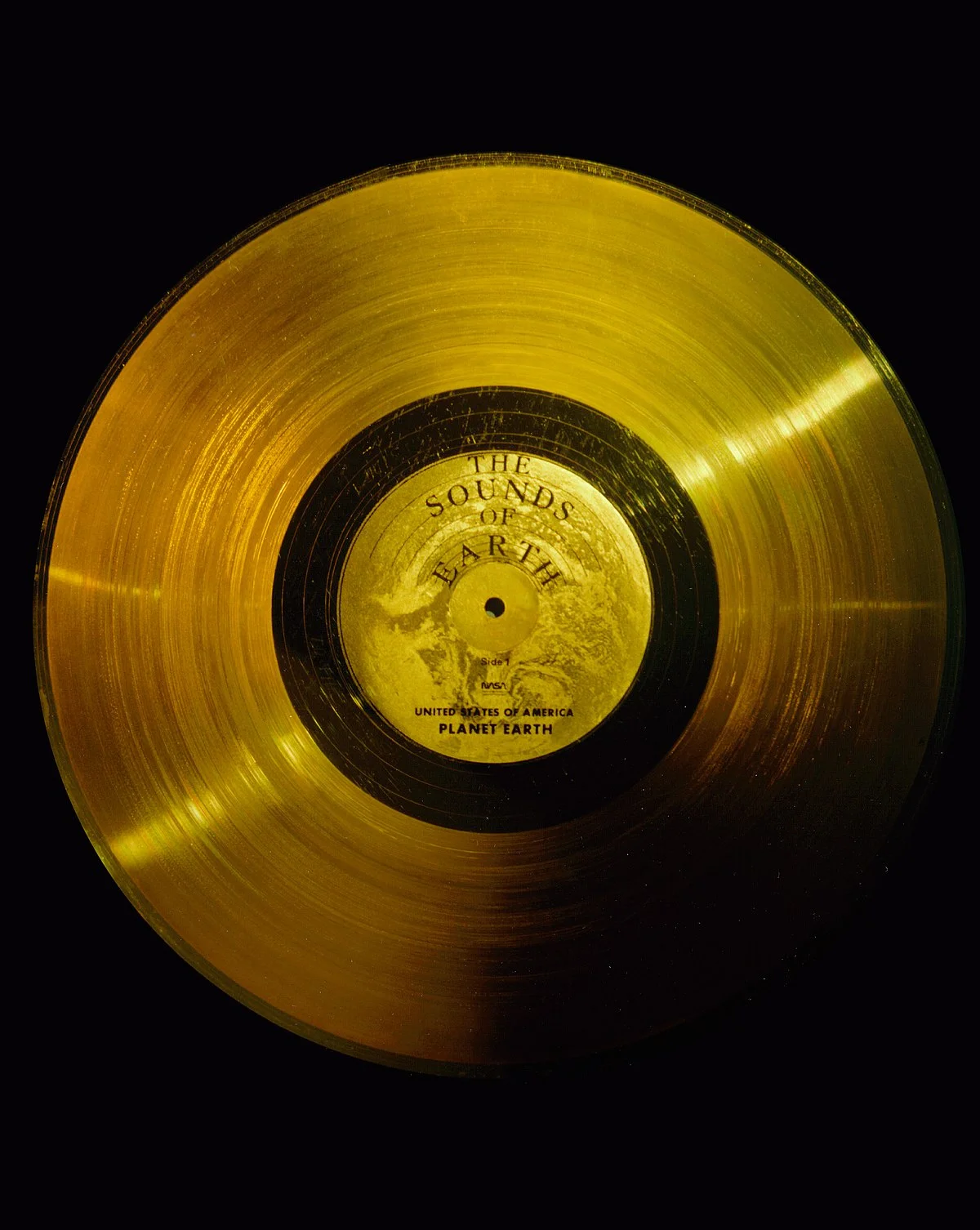 1200px-The_Sounds_of_Earth_-_GPN-2000-001976.jpg