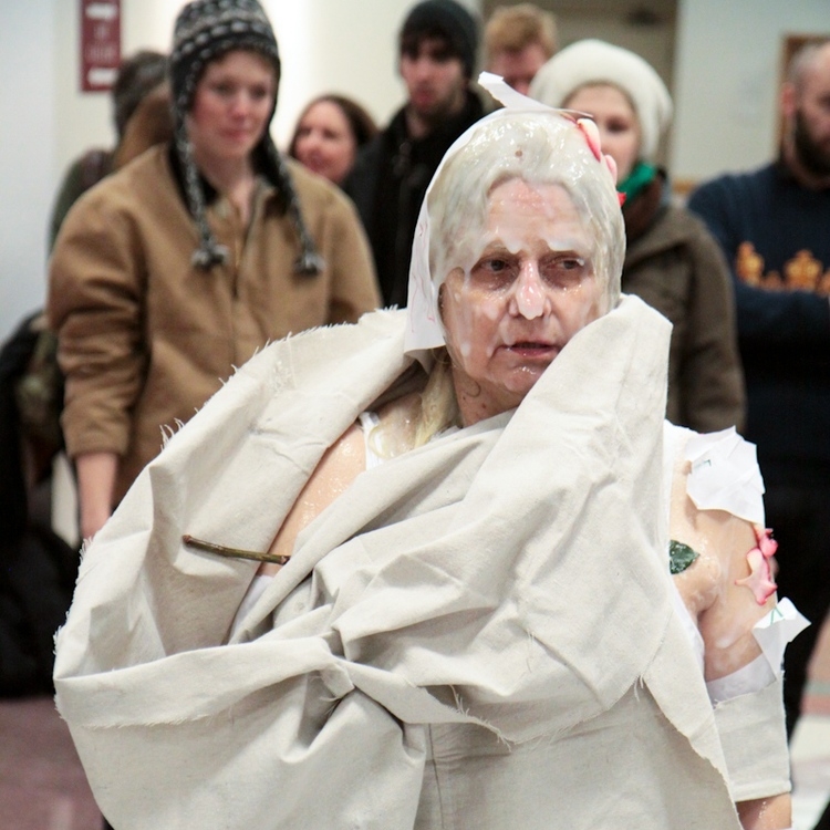Mari has been a member of the Mobius Artists Group since 1980, and works as faculty at the School of the Museum of Fine Arts.