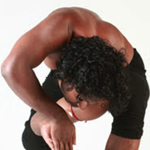 Pradhuman comes from a long line of traditional healers and practices Ayurvedic massage, yoga and traditional healing. 