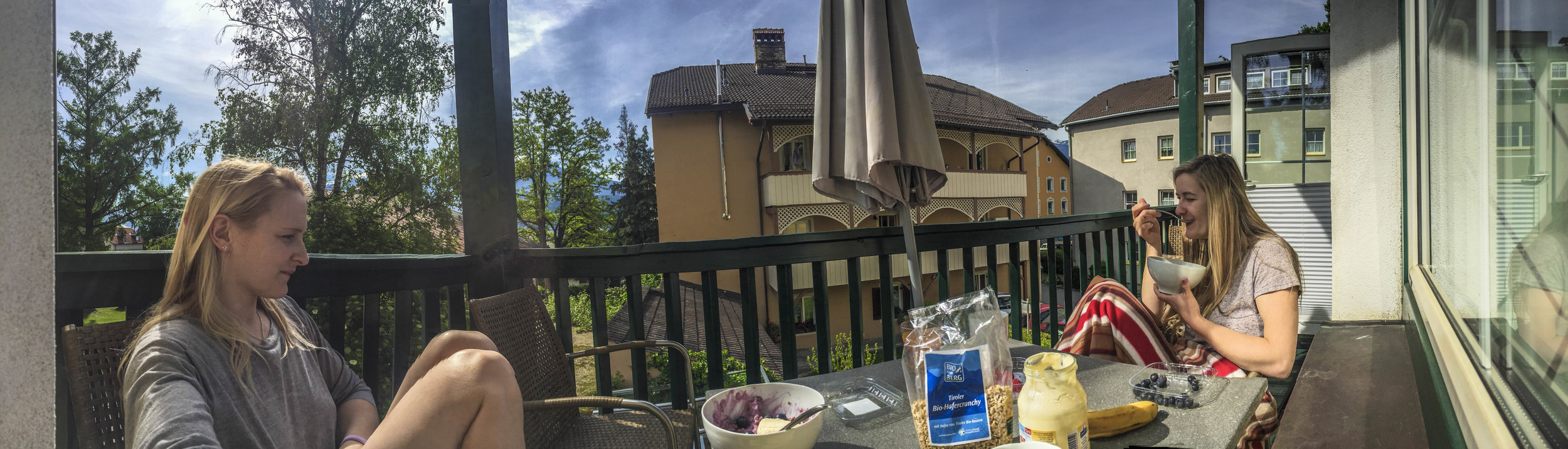 HAPPY COMPETITORS. Balcony breakfast. 