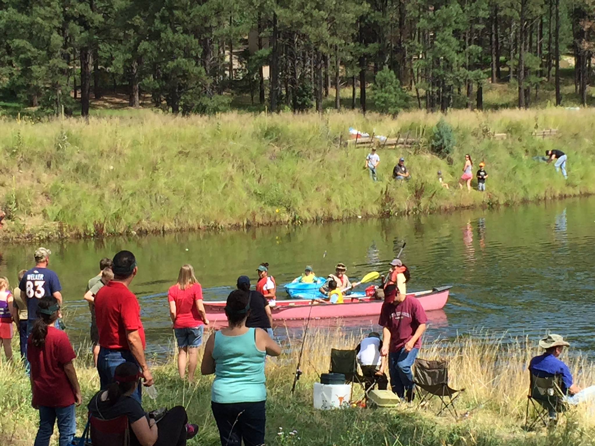 Boating at Grindstone Lake