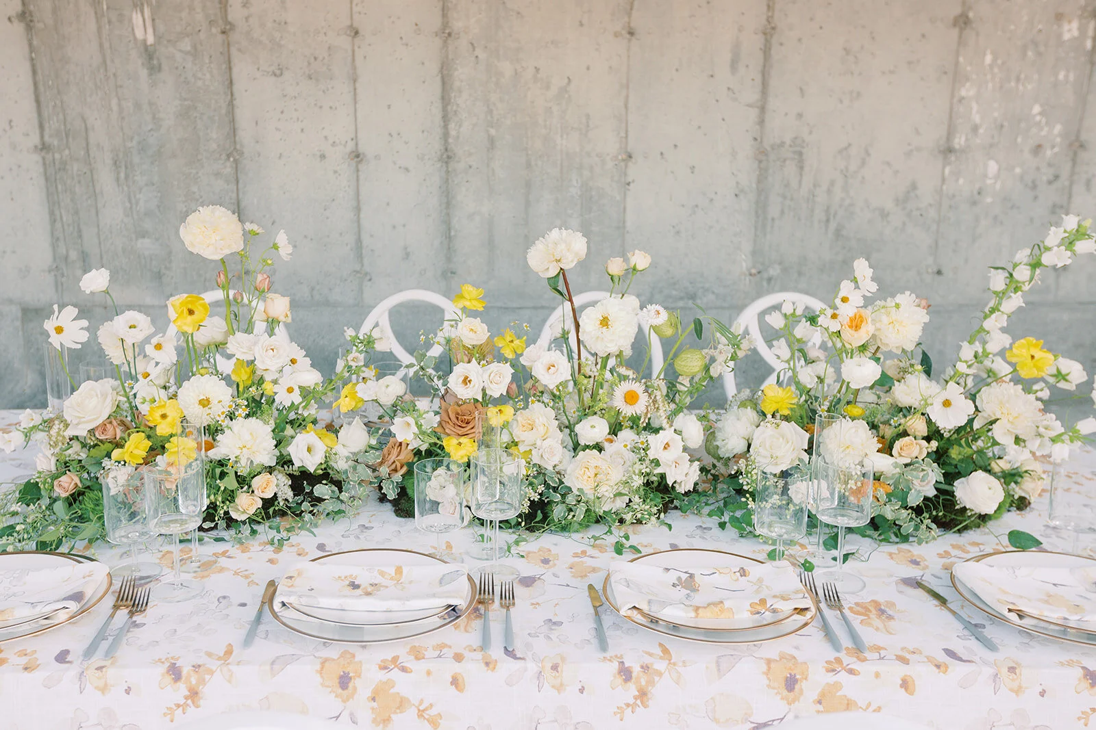 PARRISH ART MUSEUM PORCELAIN VINE FLORAL