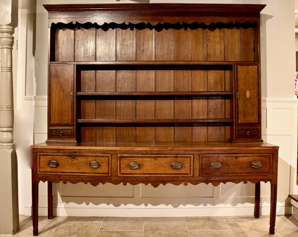 SKU: LG080719A </p>18th Century Welsh Dresser in Oak</p>  LEONARDS NEW  ENGLAND