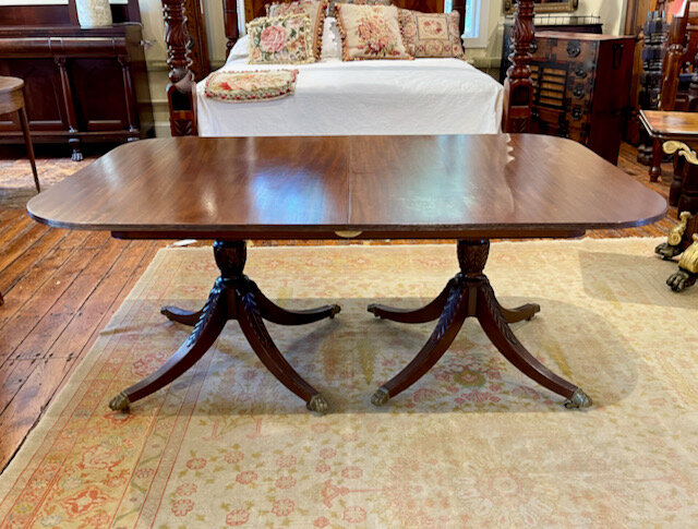 Double Pedestal Dining Table In, Vintage Mahogany Dining Table And Chairs