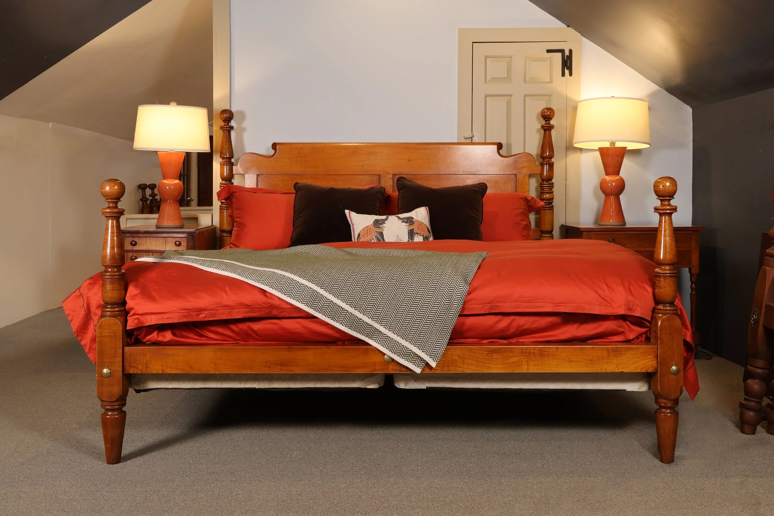 Cannonball Bed in Figured Maple, Original Posts ~ Circa 1830, Resized to King, Chamfered Roll Back Headboard with 2 Recessed Birdseye Maple Panels</p> SKU: SR082725<p> </p><p>