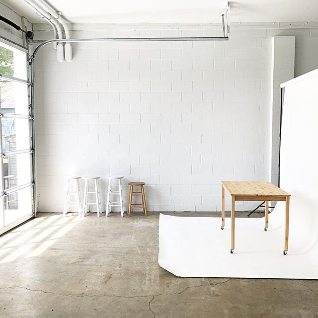 Thankful for a bright, beautiful, first day back at the studio! We are OPEN!! (For smaller group rentals!) &mdash; check our our website and story highlights for more information on how we are staying safe during COVID-19.
.
.
.
.
.
.
.

#ohiophotost