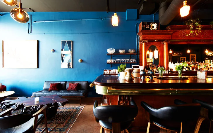 Bar photo 2