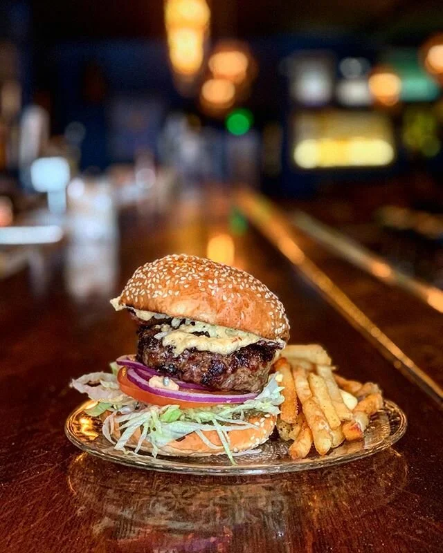 Apparently it&rsquo;s National Burger Day🍔 What are you eating right now? Serving up burgers Wednesday-Saturday 4-8pm. Order in person or online at www.evileyesf.com