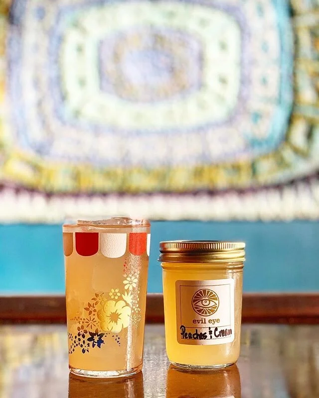 New cocktail alert! The Peaches &amp; Cream~bourbon, white peach, Ramazzotti Apertivo Rosato, lemon, orange, black tea, whey &amp; vanilla. Rich and flavor yet light and refreshing🍑 Open Wednesday-Saturday 4-8pm for takeout and soon to be delivery!