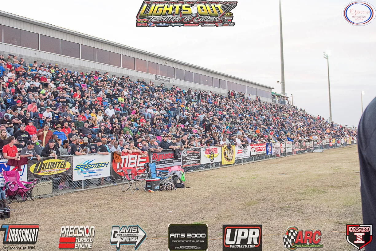 Lights Out 7 Saturday (184 of 353).jpg