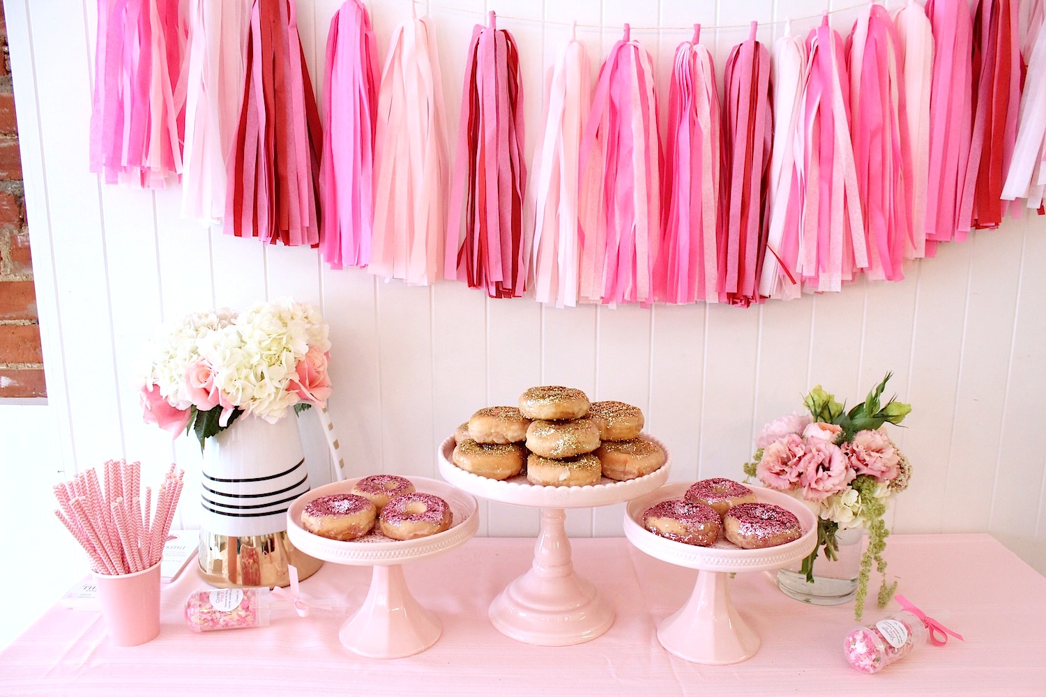 pink-the-town-doughnut-party-27.jpg