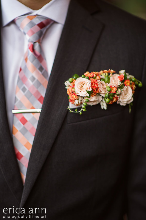 floral+boutonniere+pocket+square+botanical+style.png