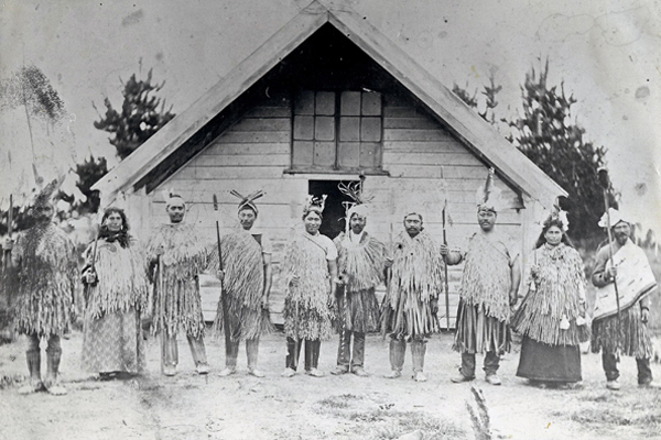 Arowhenua Whānau – Meeting at the original Te Hapa o Niu Tireni, built early 1870’s