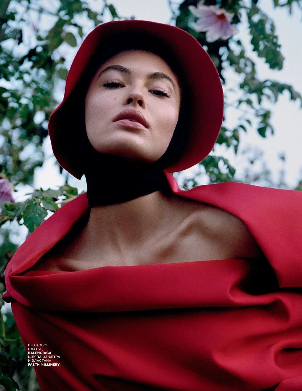 Grace-Elizabeth-Yelena-Yemchuk-Vogue-Russia-April-2019+(3).jpg