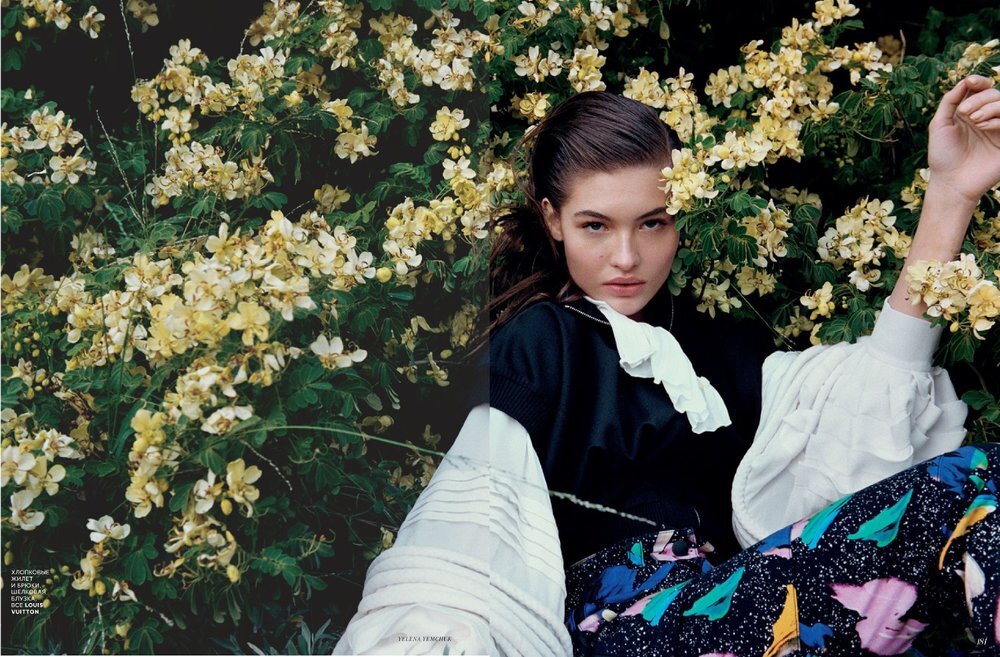 Grace-Elizabeth-Yelena-Yemchuk-Vogue-Russia-April-2019+(4).jpg