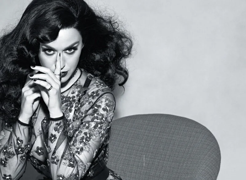 Katy-Perry-Vogue-Cover-Photoshoot08.jpg