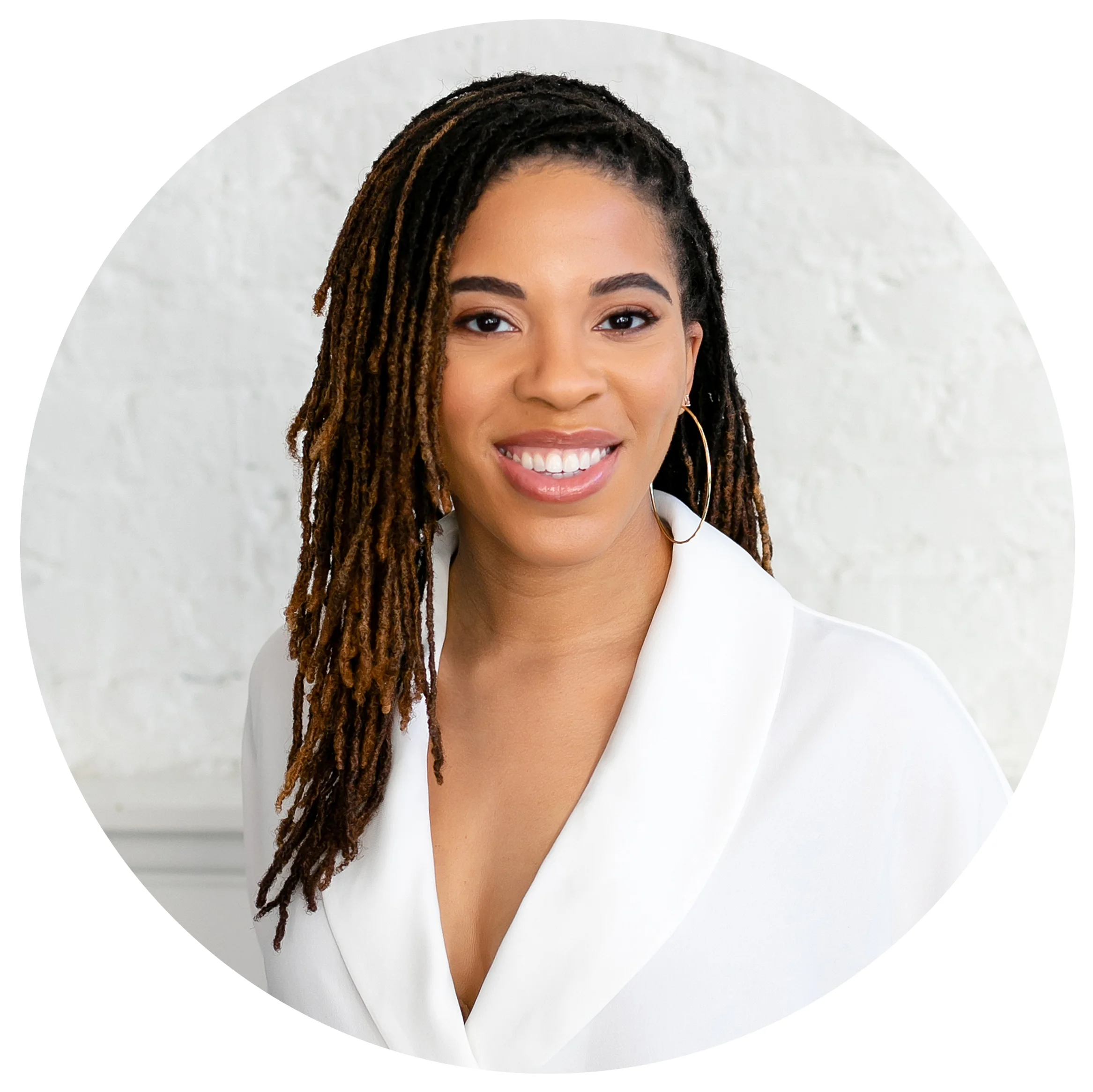 A99A7924 Circle Crop.jpg