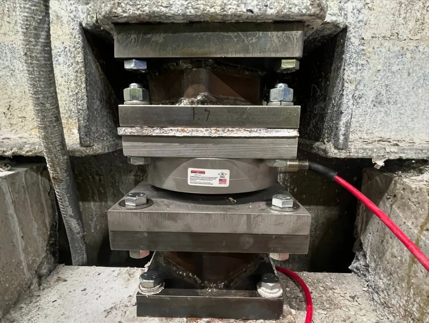 Another successful swap of obsolete Toroid load cells.
Unfortunately for this customer, while cleaning the 2nd level floor the cable severed near the nipple of the load cell
Splicing, although not always recommended, was not possible.
We had to const