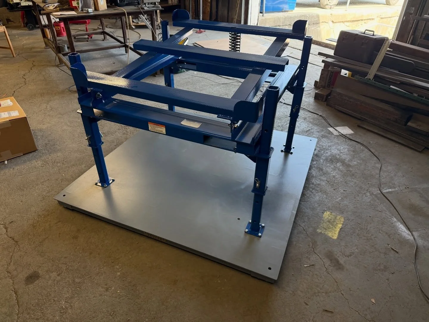 Let&rsquo;s monitor and correctly track ALL the required ingredients that we have to deal with in the industrial age. What better weigh than to get some load cells underneath something&hellip;
In this case, customer wanted to monitor and track their 