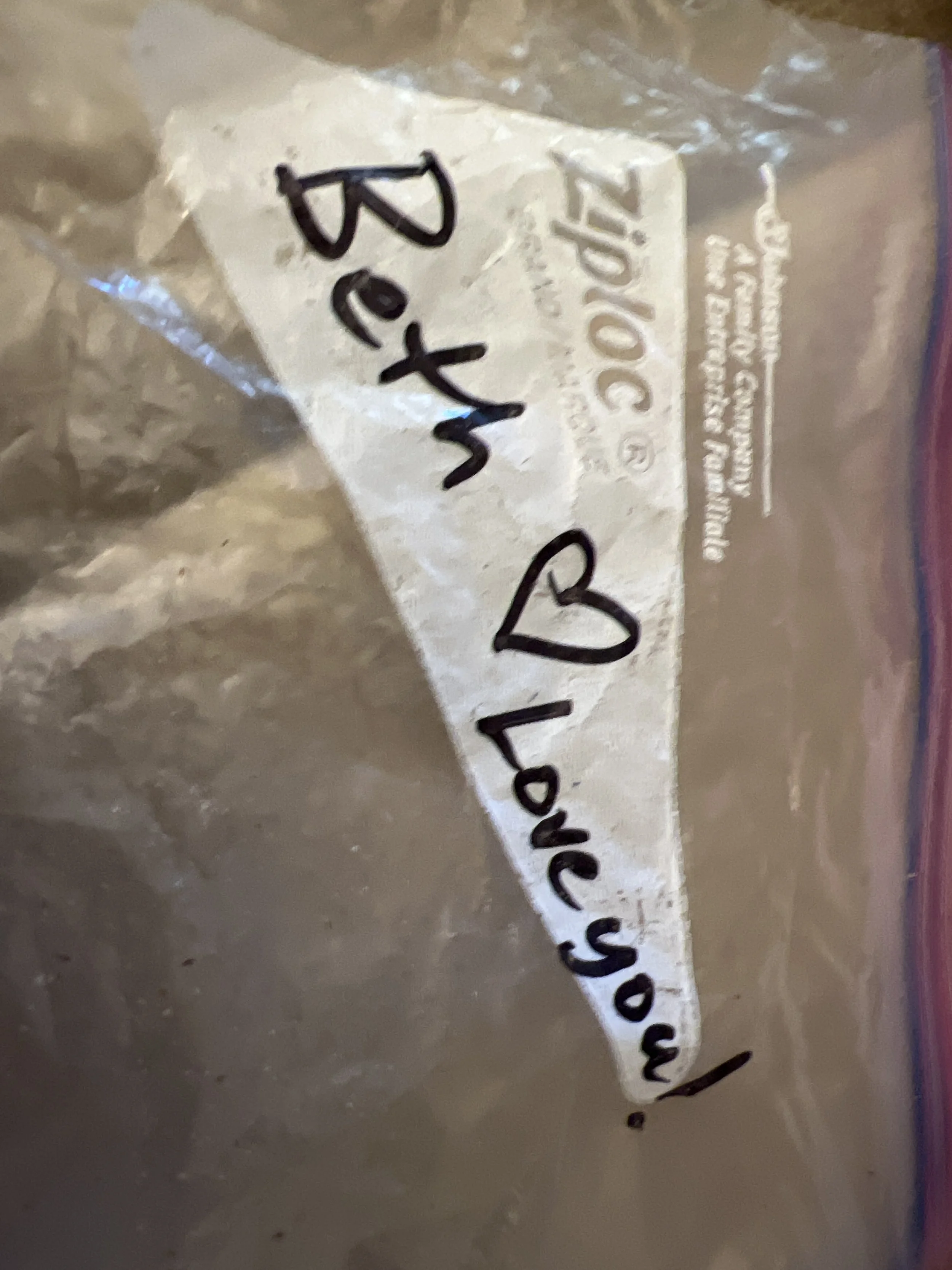  it’s the little things, like this love you note from Mary, that make me happy. As a bonus, I’m putting the almonds from Body in Balance in here and I’ll get to read Love You multiple times a day. Love you too, Mary! 
