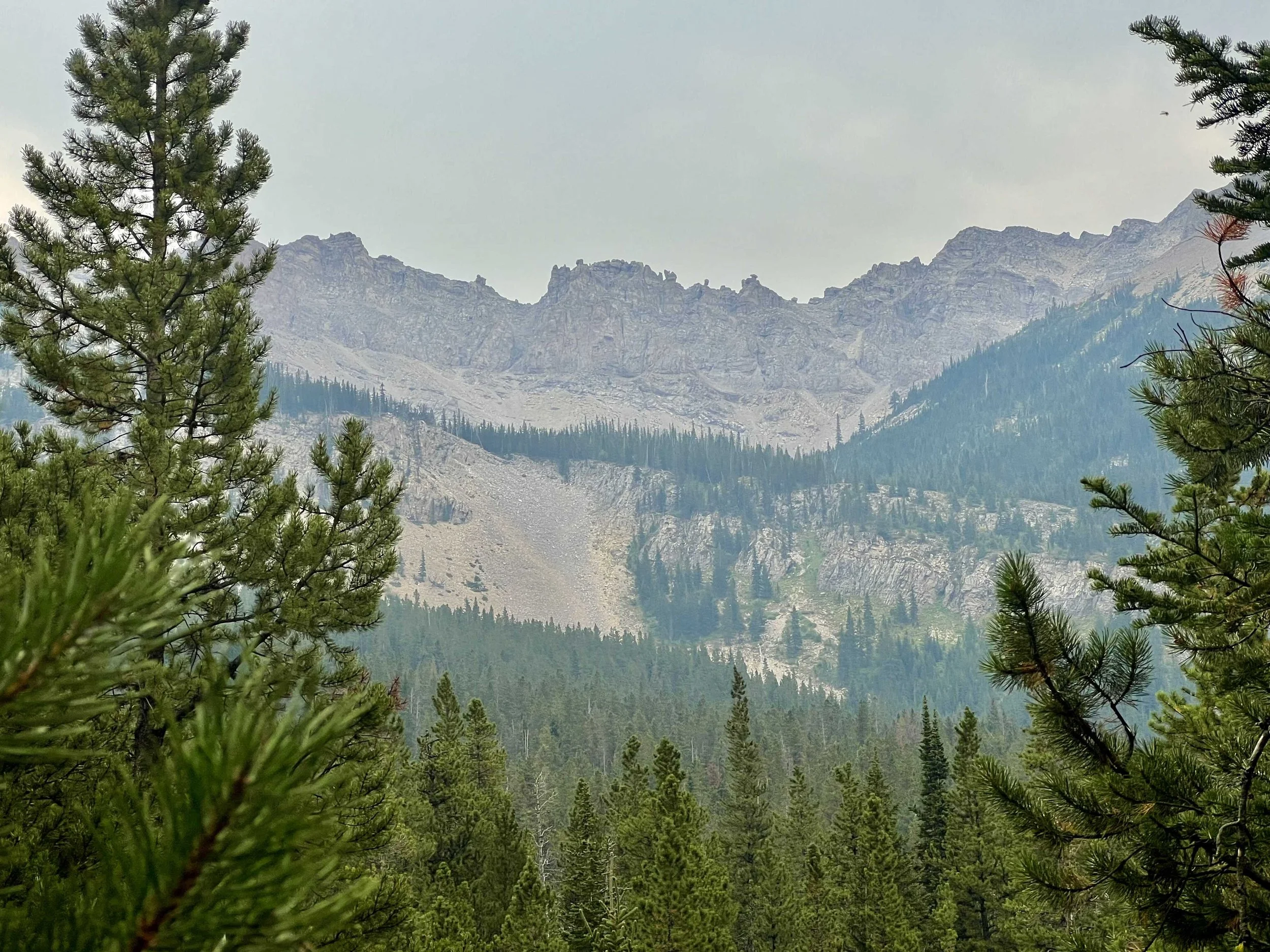  love the rock formations up there 