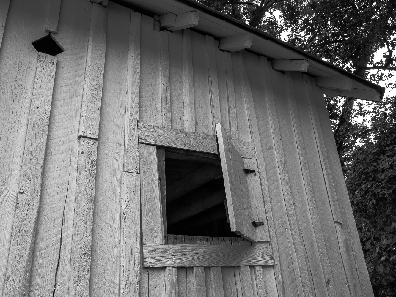 Stable Window, Mississippi