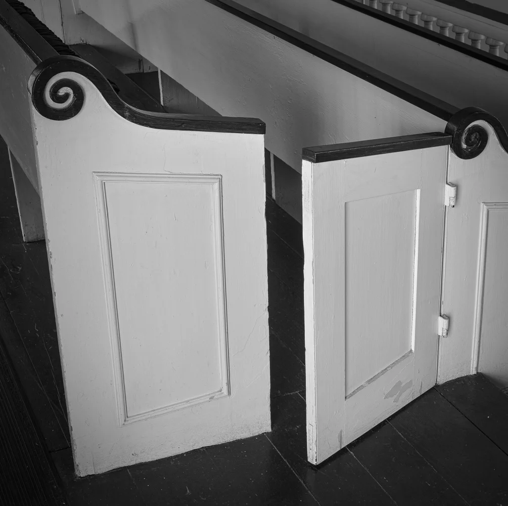 Gated Pews