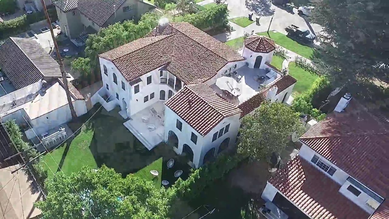 Home Staging by Matthew Finlason Design // Hancock Park - Castilian Spanish