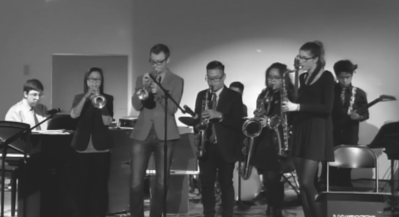 #hedoesntevengohere Guest Artist Simon Christie jams with Improv at the 2015 Winter Jazz Concert 