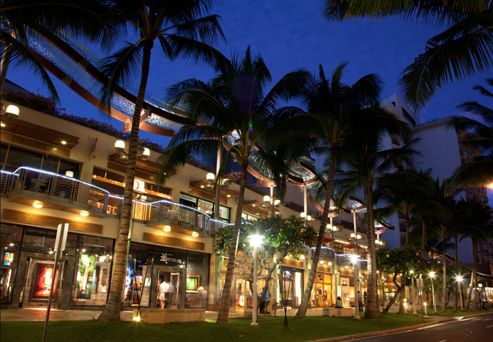 Waikiki Nightlife
